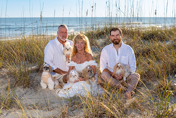 Family portrait photographer, Beach photography, Pet photography