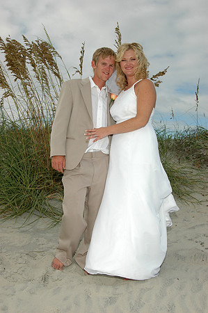 Beach wedding photographer, Carteret County wedding photographer, Fort Macon wedding photographer