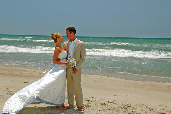 Beach wedding photographer, Carteret County wedding photographer, Emerald Isle wedding photographer