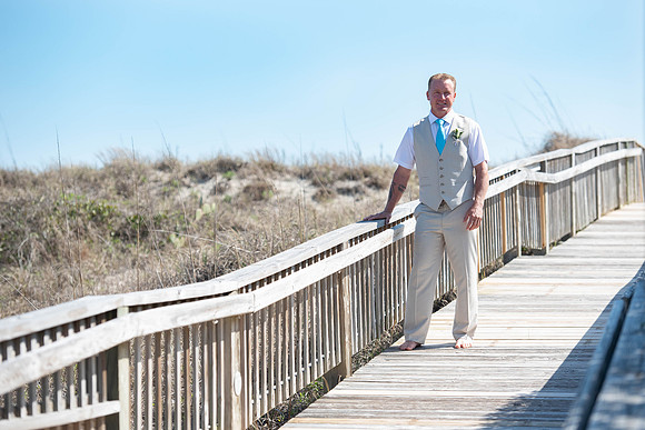 Beach wedding photographer, Carteret County wedding photographer, Emerald Isle wedding photographer