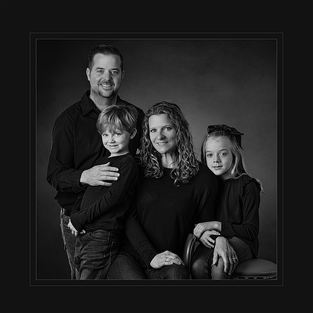 Family portrait photographer, Studio photographer, Heritage portraits