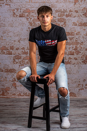 High school senior photographer, Studio photographer