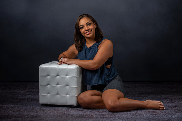 High school senior photographer, Studio photographer