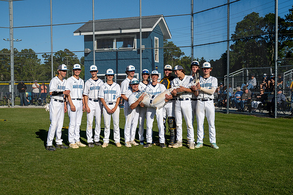 High school senior photographer, Carteret County photographer East Carteret High School photographer